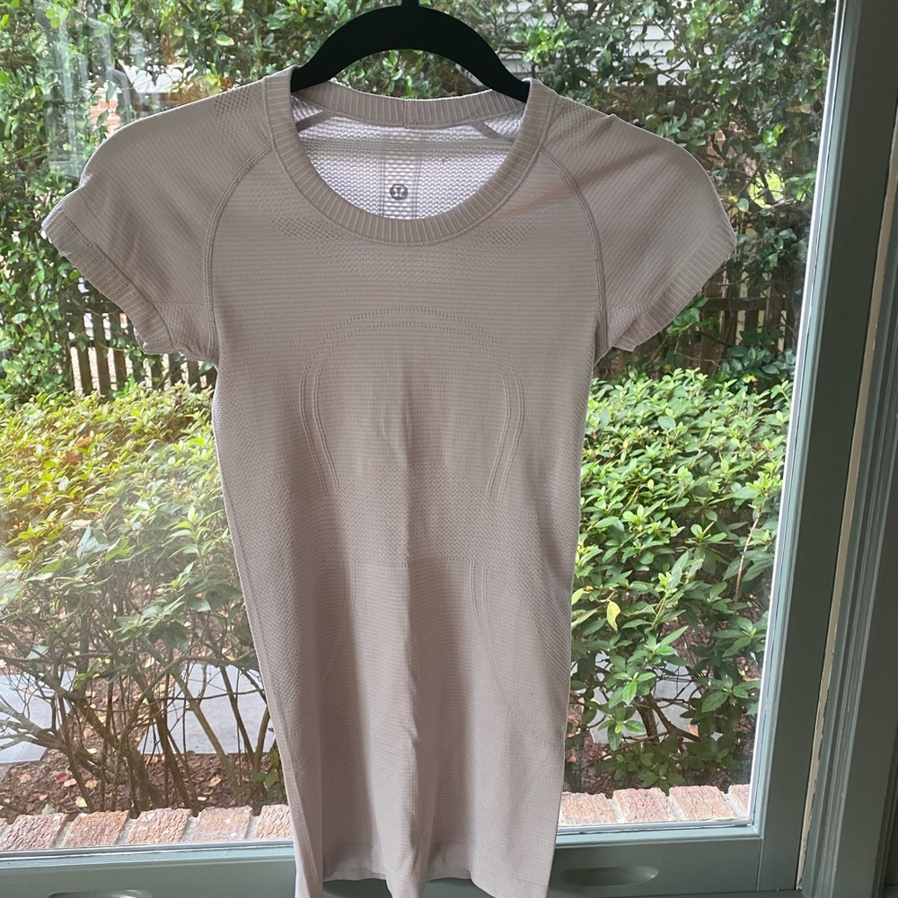 Grey Lululemon Swiftly Tech